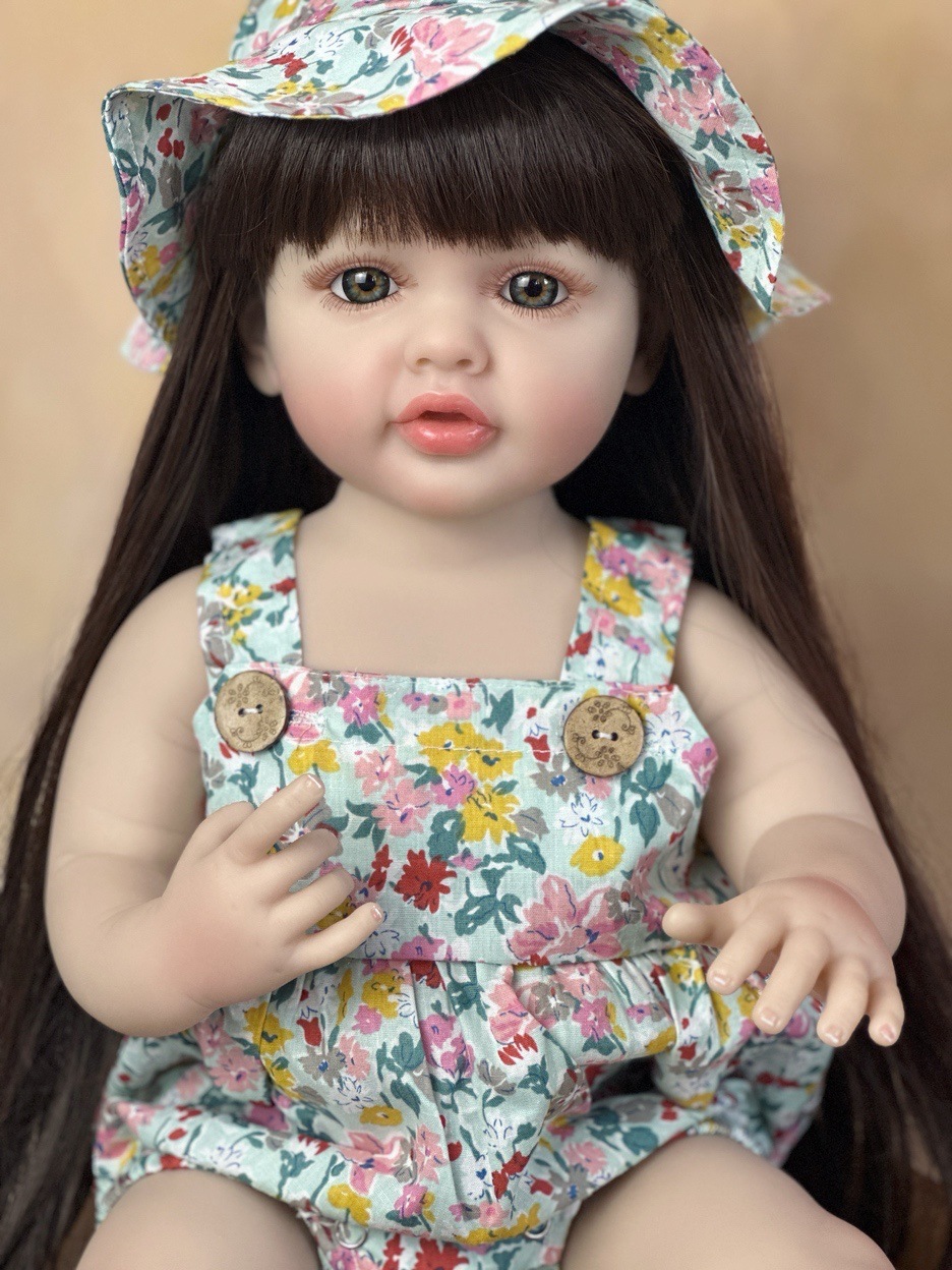Ethnic Fashion Model - 22 pouces câlin corps complet Silicone